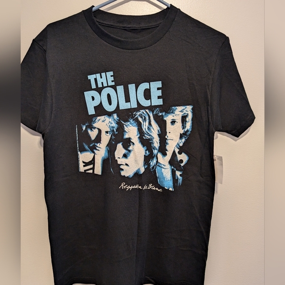 Mens Shirts - Picture 1 of 3